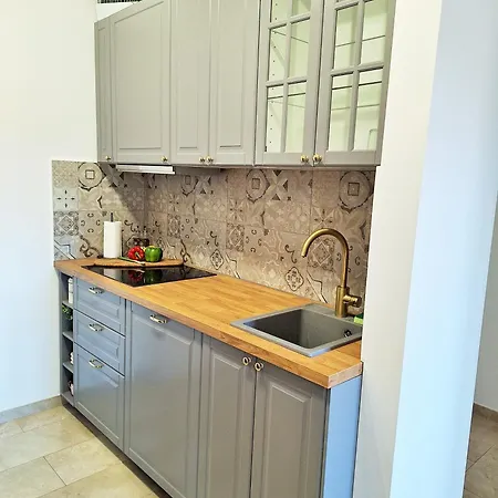 Blue Promenade Apartment