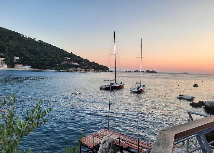 Διαμέρισμα Blue Promenade *