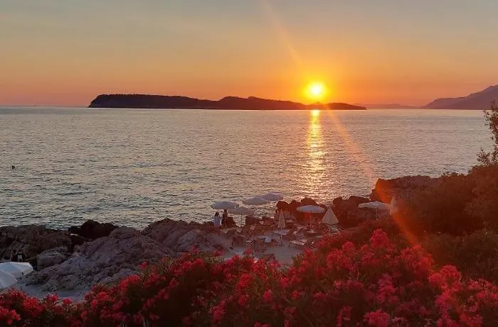 Διαμέρισμα Blue Promenade *